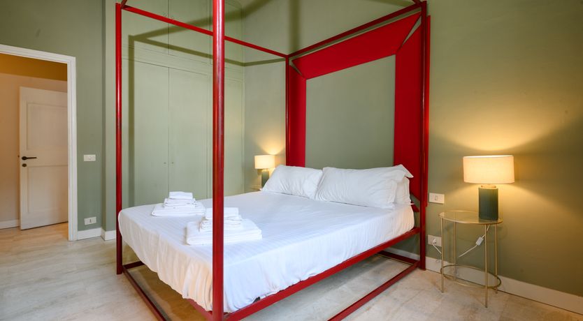 Photo of Renaissance Rose