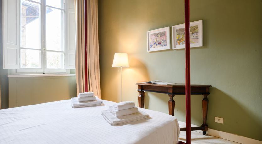 Photo of Renaissance Rose