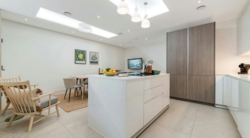 Photo of Lady Belgravia