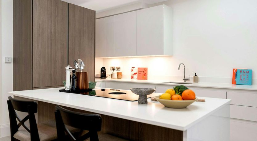 Photo of Lady Belgravia