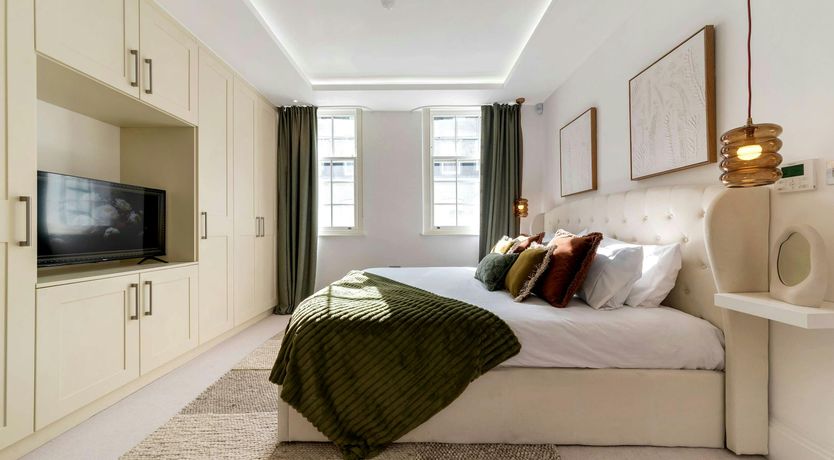 Photo of Lady Belgravia