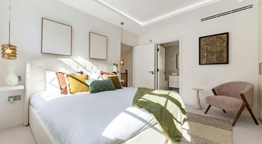 Photo of Lady Belgravia