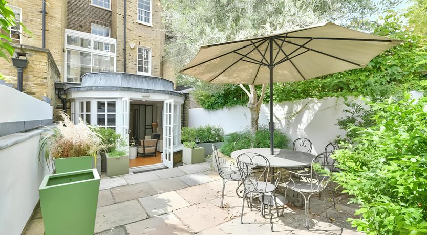 Photo of Grand Mansion