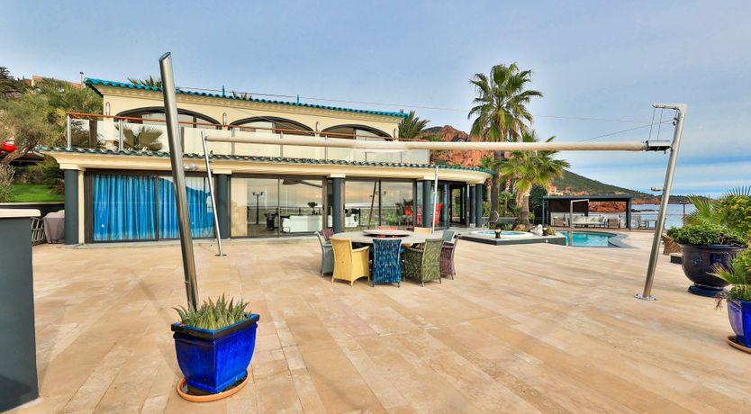 Photo of The Morning Sun