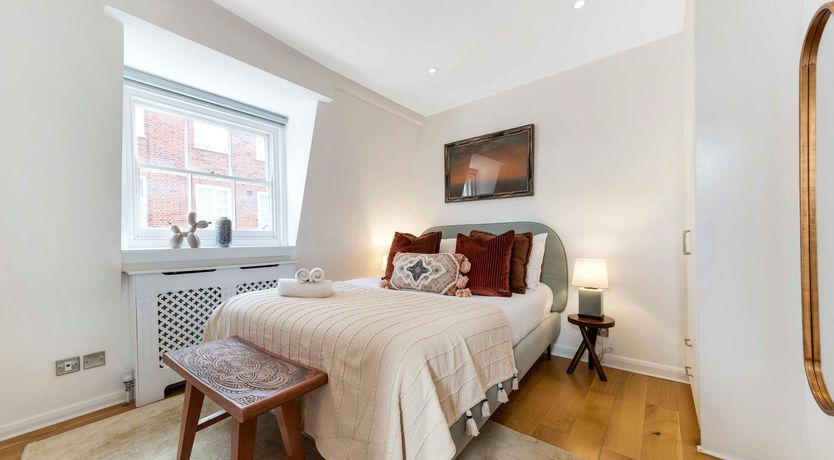 Photo of Hyde Park Luxe