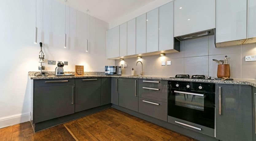 Photo of Hyde Park Luxe