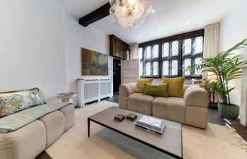 Hyde Park Luxe Holiday Home