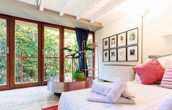 The Palazzo Garden Holiday Home