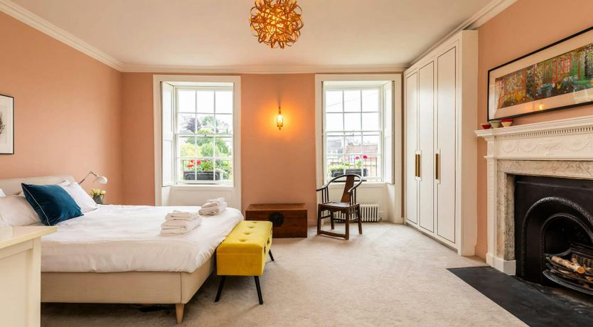 Photo of The Georgian Jewel