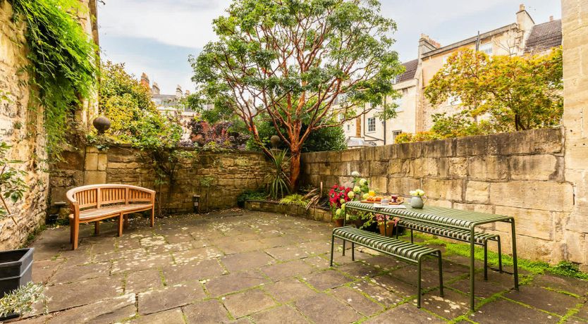 Photo of The Georgian Jewel