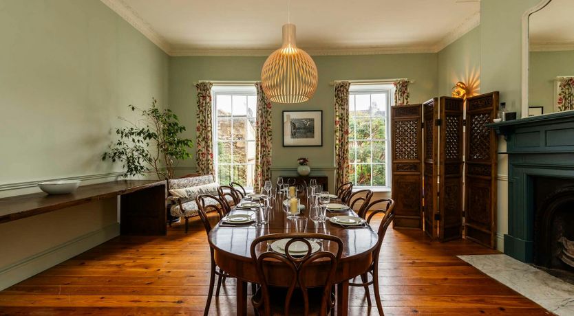 Photo of The Georgian Jewel