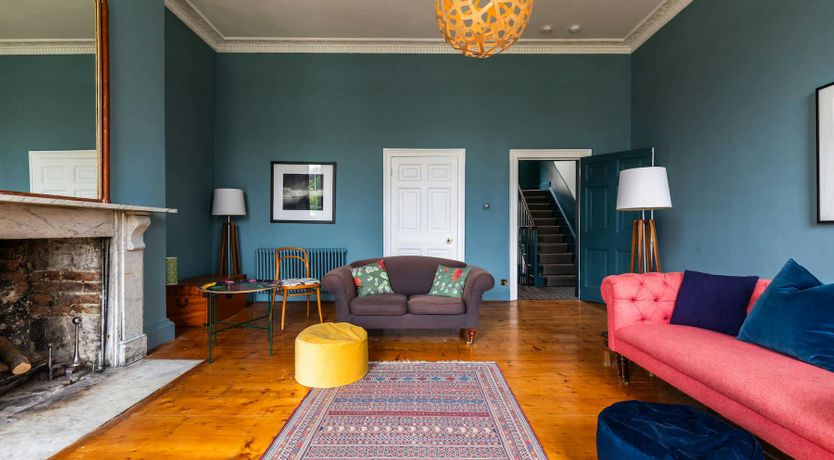 Photo of The Georgian Jewel