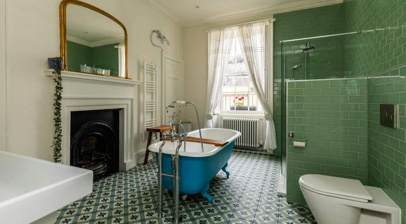 Photo of The Georgian Jewel