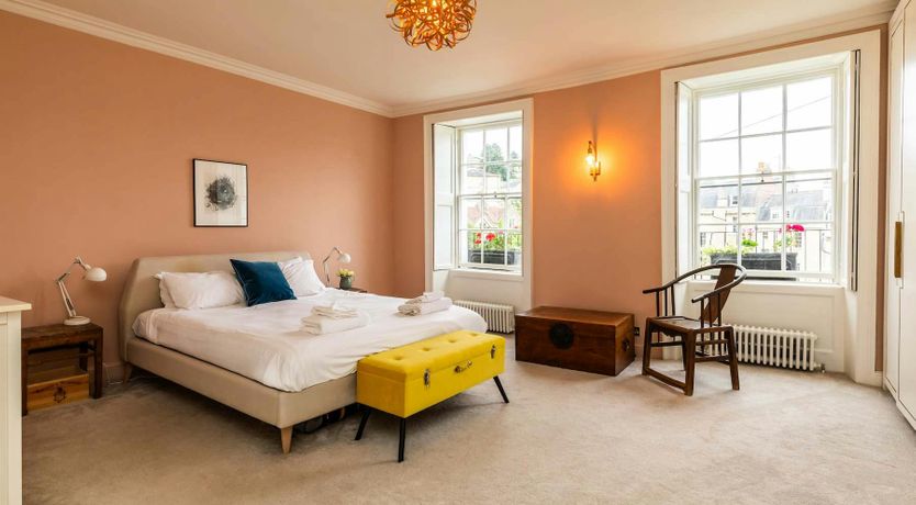 Photo of The Georgian Jewel