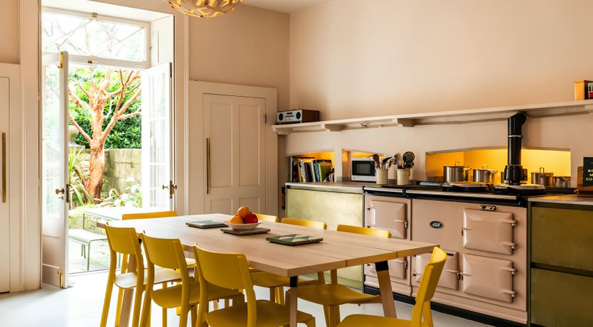 Photo of The Georgian Jewel