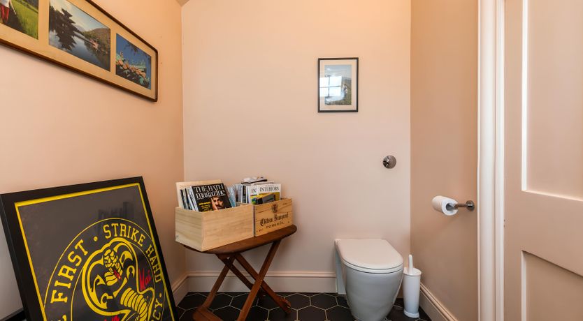 Photo of The Georgian Jewel