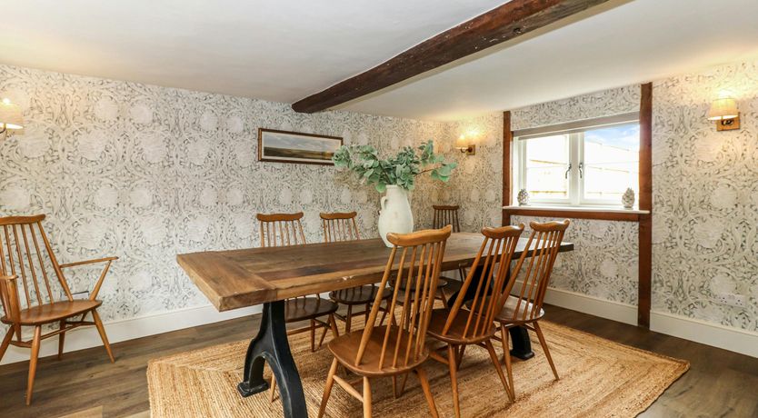 Photo of Chipperfield Farmhouse