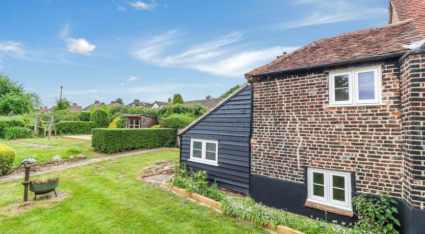 Photo of Chipperfield Farmhouse