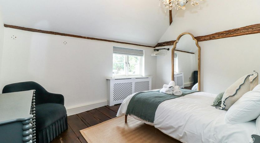 Photo of Chipperfield Farmhouse