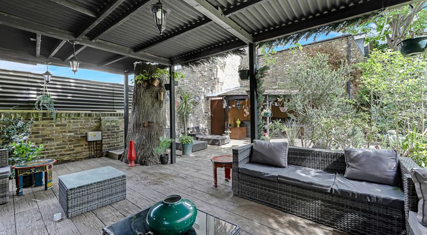 Photo of Grand Estate