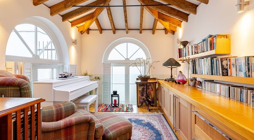 Photo of Grand Estate