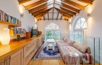 Grand Estate Holiday Home