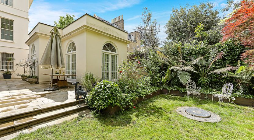 Photo of Grand Estate