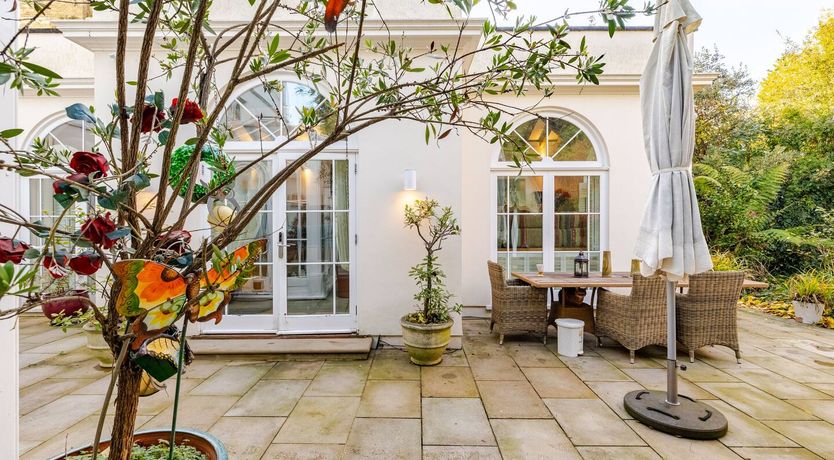 Photo of Grand Estate