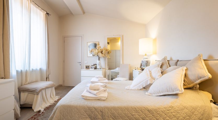 Photo of Florentine Nights