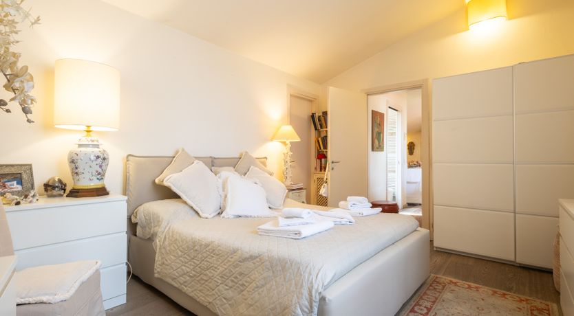 Photo of Florentine Nights