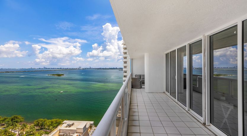 Photo of Miami's Pearl