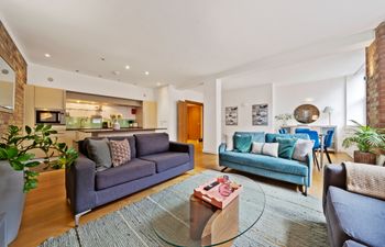 A Loft in the East Holiday Home