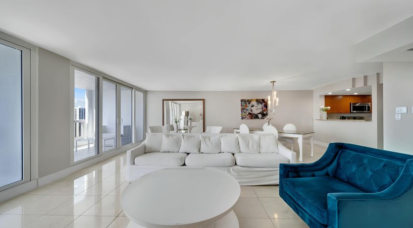 Photo of The Skyline View