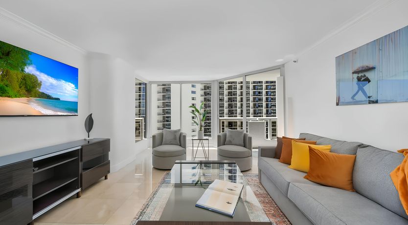 Photo of Miami Skyline View