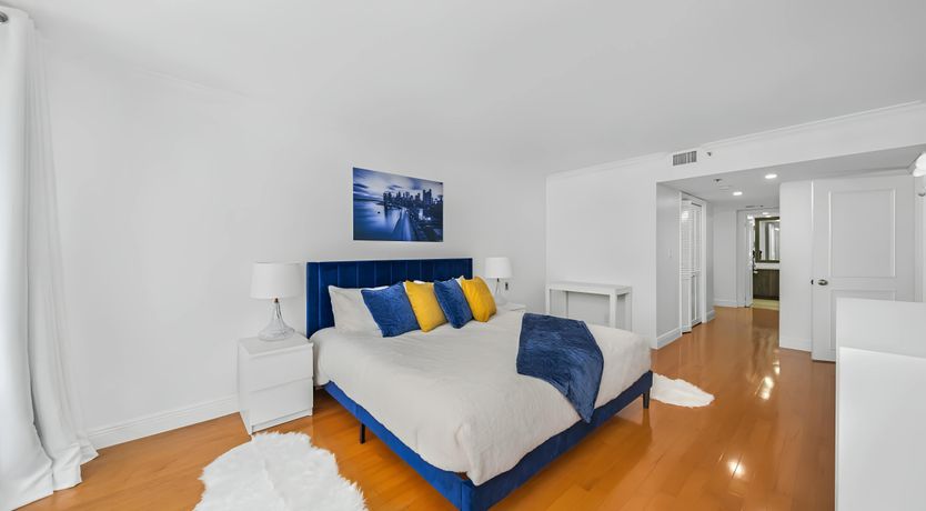 Photo of Miami Skyline View