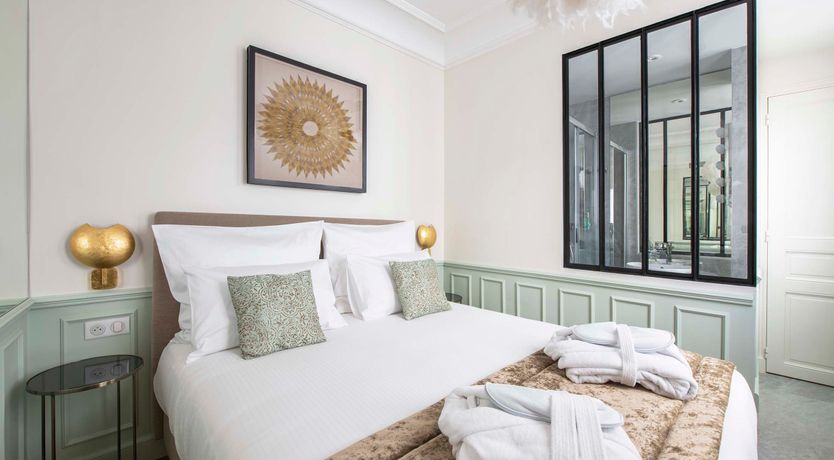 Photo of Jasper & Gold