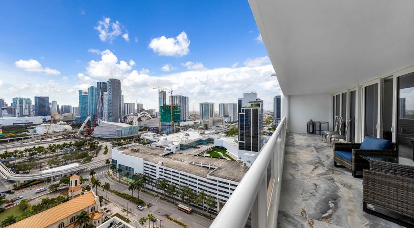 Photo of Vibrant View