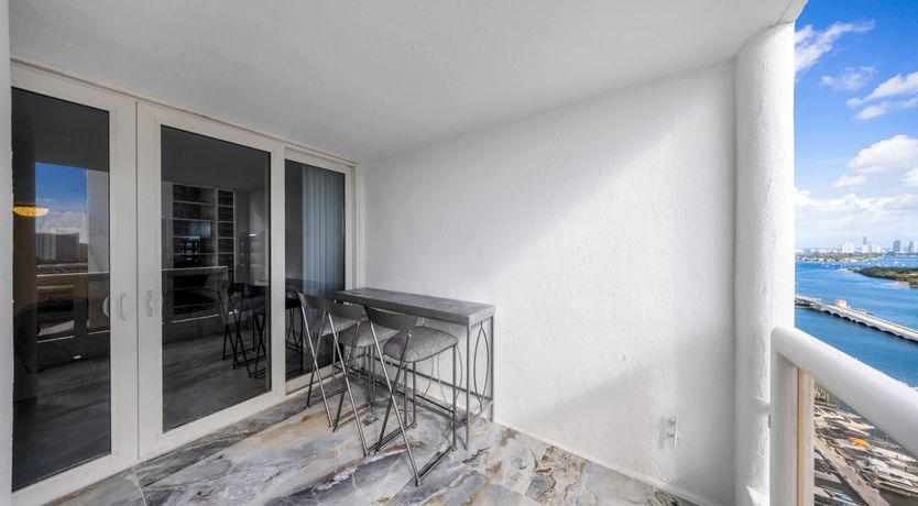 Photo of Vibrant View