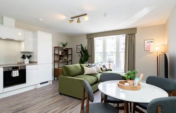 Clifton Green Holiday Home