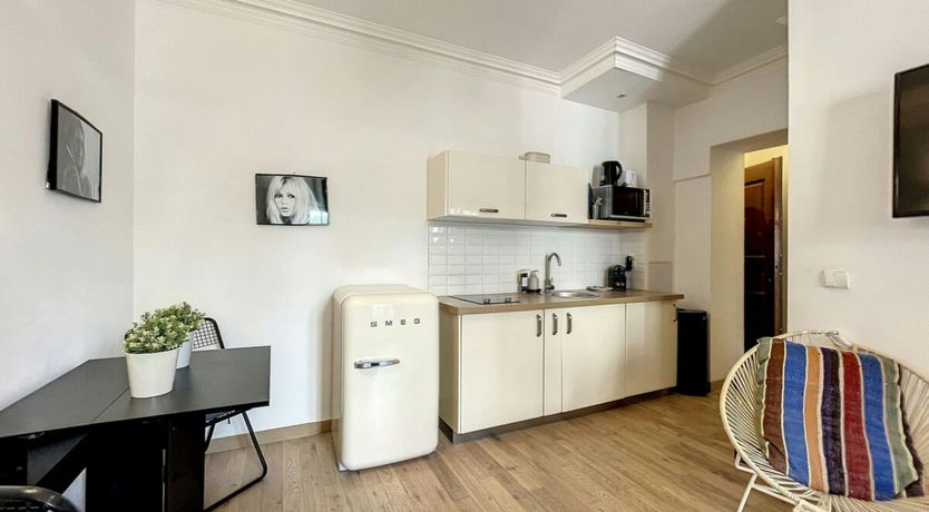 Photo of Cannes Sunshine