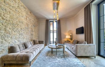 Silver Haze Holiday Home