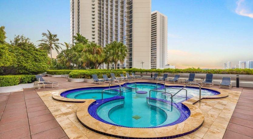 Photo of Skyline Jewel