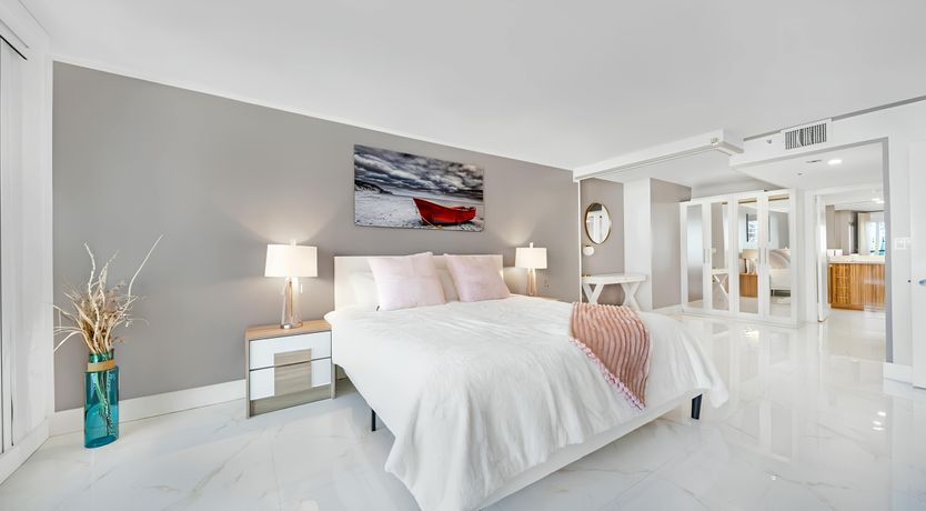 Photo of Edgewater Delight