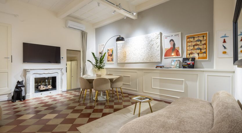 Photo of The Lyre Goddess