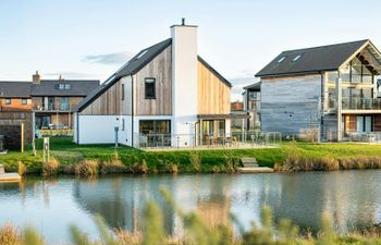 Coastal Reflections Holiday Home