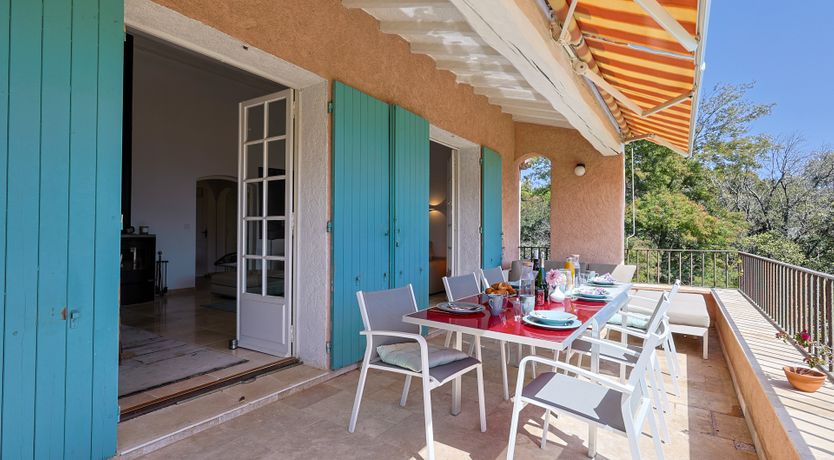 Photo of Coastal Villa