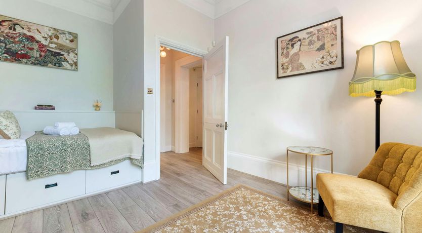 Photo of Kensington Gardens