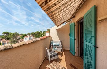 Azure Terrace Holiday Home
