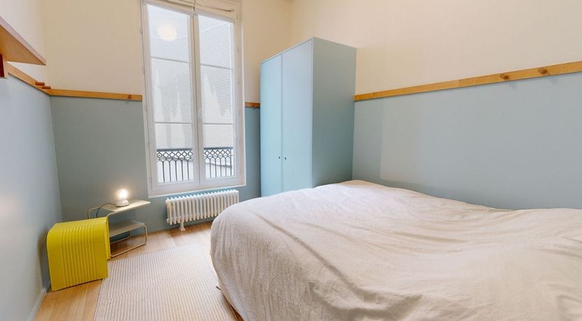 Photo of City's Embrace