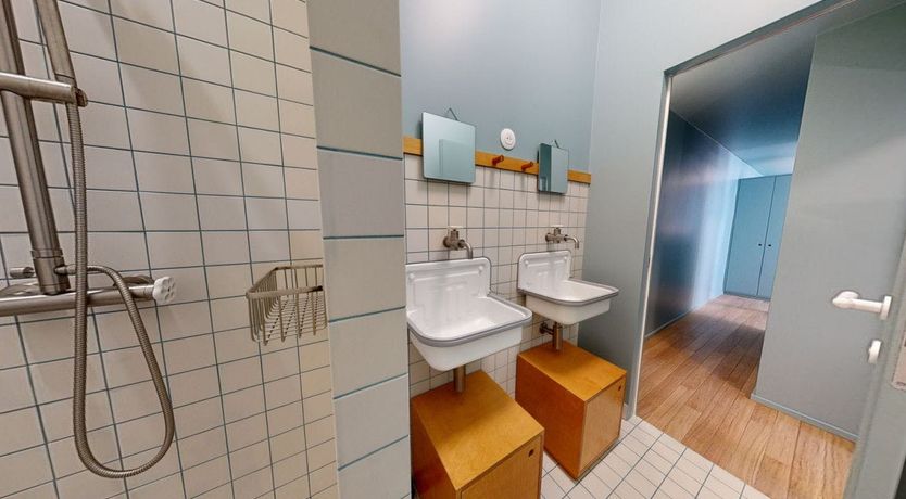 Photo of City's Embrace